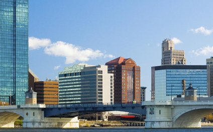 Select a staffing service: