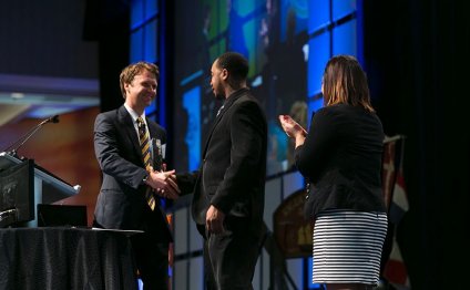 Select Staffing photo of: